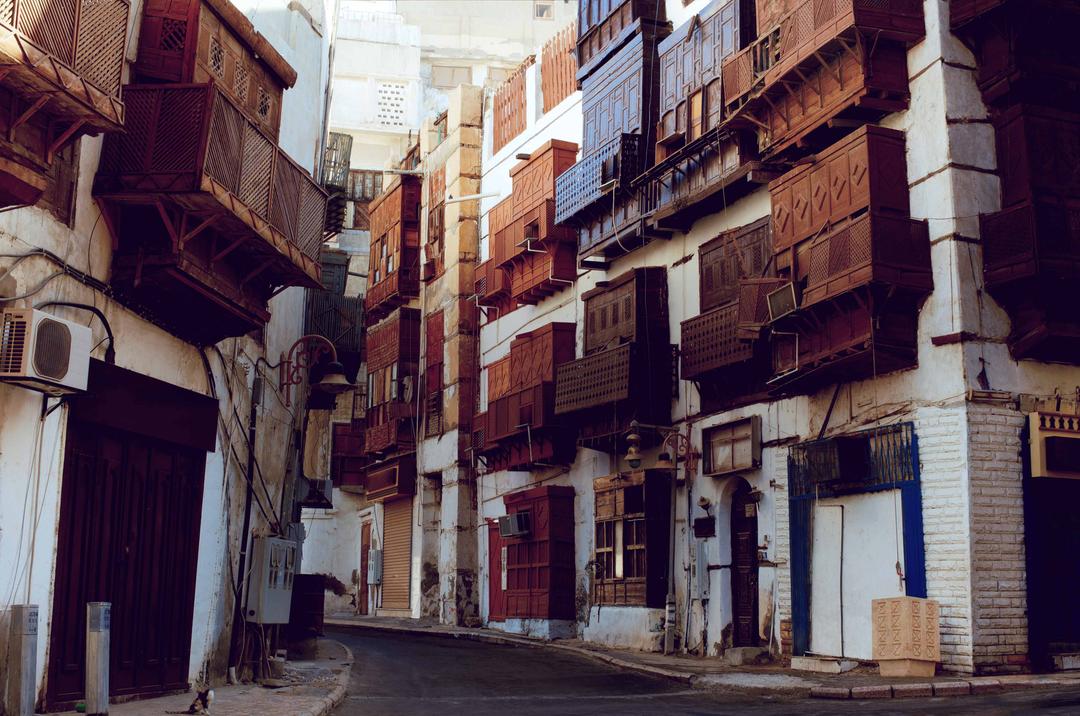 Experience Saudi lifestyle inside Jeddah Al Balad area