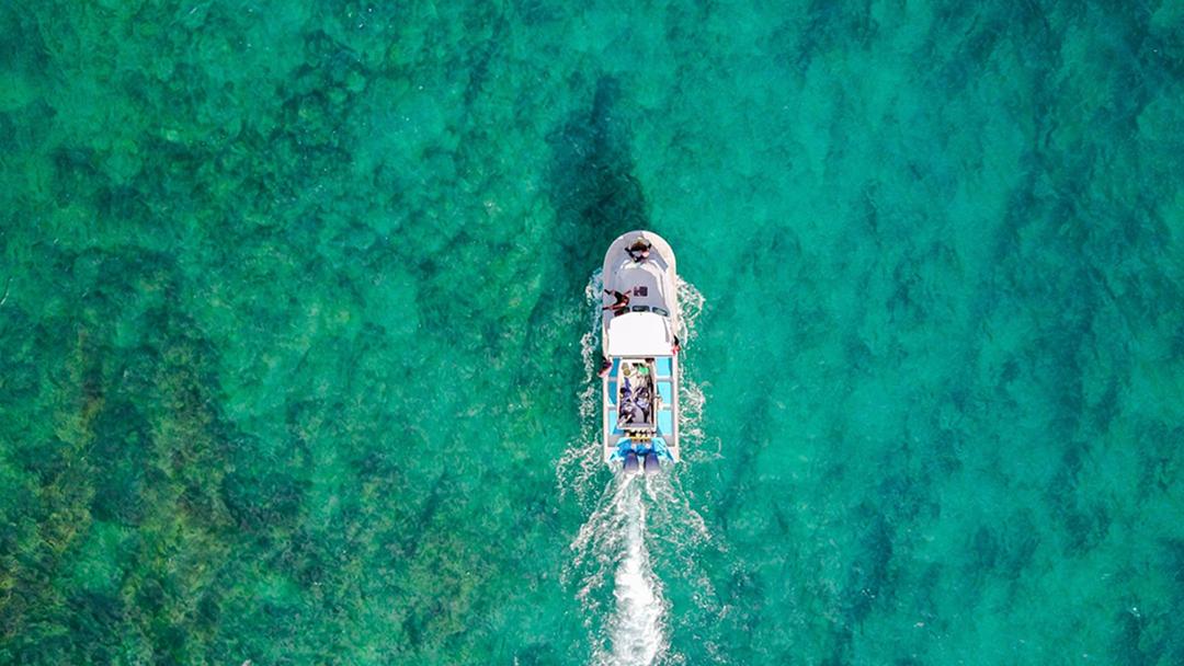 Enjoy snorkelling in Bayada Island
