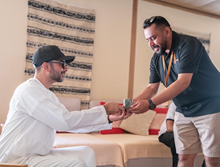 خبرة محلية بجذور سعودية